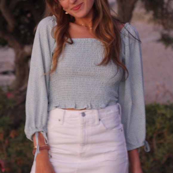 Harper & Me Smocked Printed LS Top. Size AU 8 - Picture 2 of 7